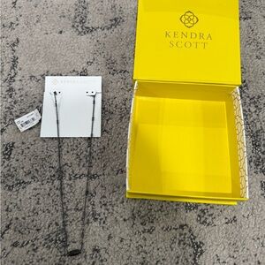 NWT Kendra Scott Gunmetal Necklace